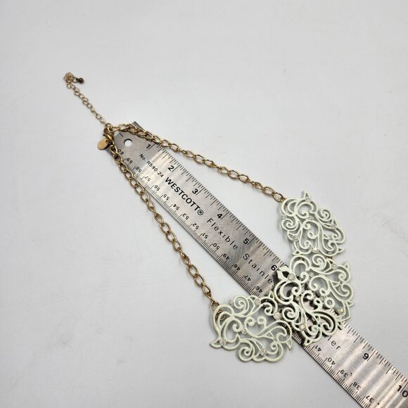 White Metal Fairy Necklace - Picture 9 of 9